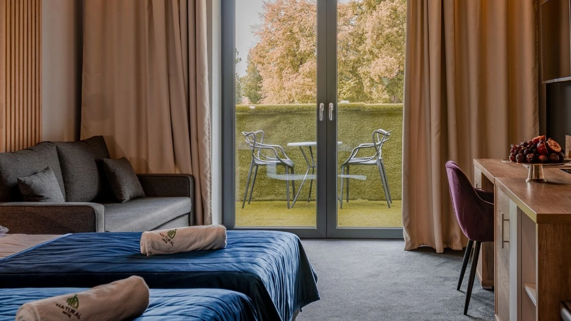 Hotel na Mazurach na Wyspie z prywatną plażą | Oferta Natural Hotel